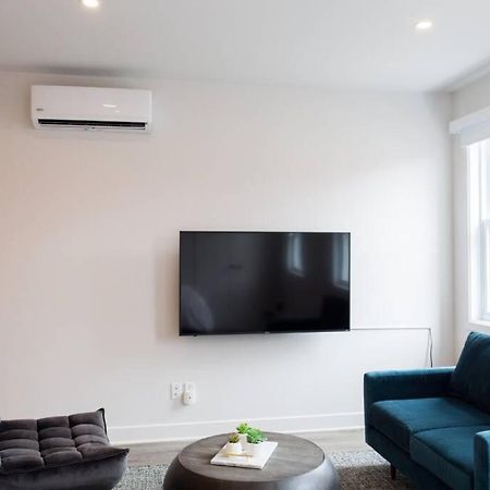 Live Like A Local In This Superb Loft By Den Stays Montréal Exterior foto