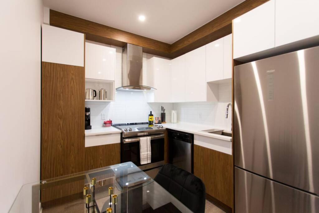 Live Like A Local In This Superb Loft By Den Stays Montréal Exterior foto